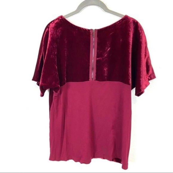 Lucky Brand Velour Top Red Women's Maroon Crushed Stretch Blouse Size Medium - Picture 2 of 12